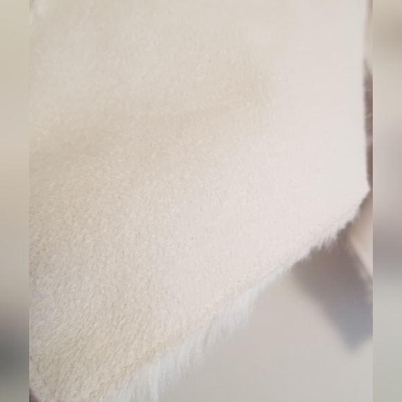 Knox Rose Cardigan Sweater - Picture 4 of 7